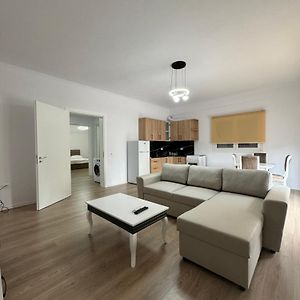 Kmk Apartments